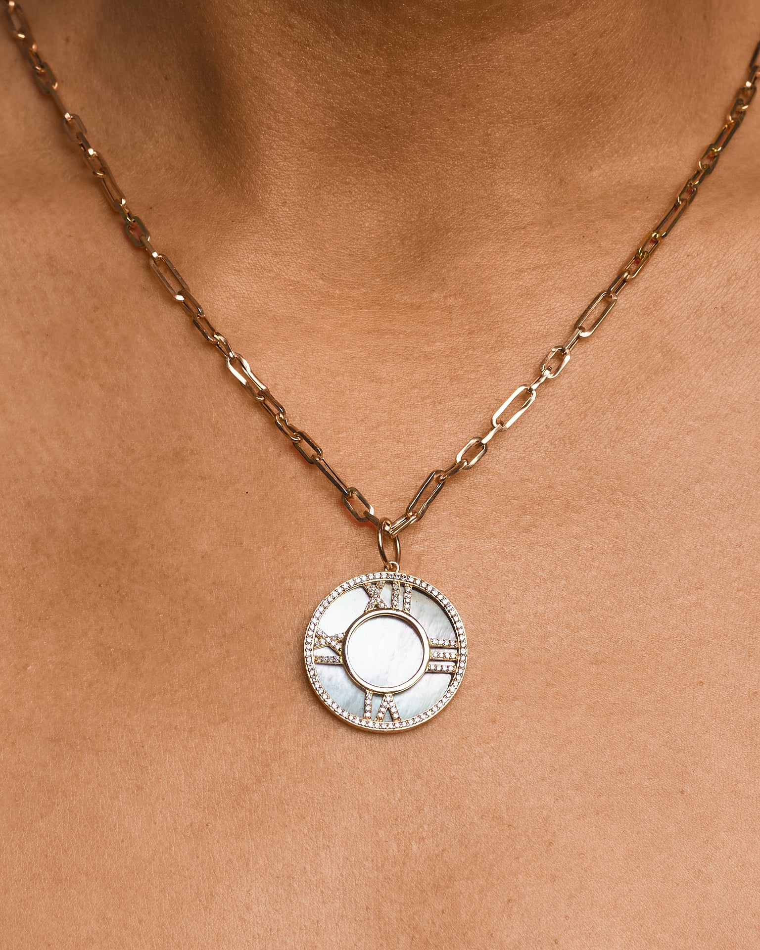 Lileth - Roman Pendant 14K Necklace