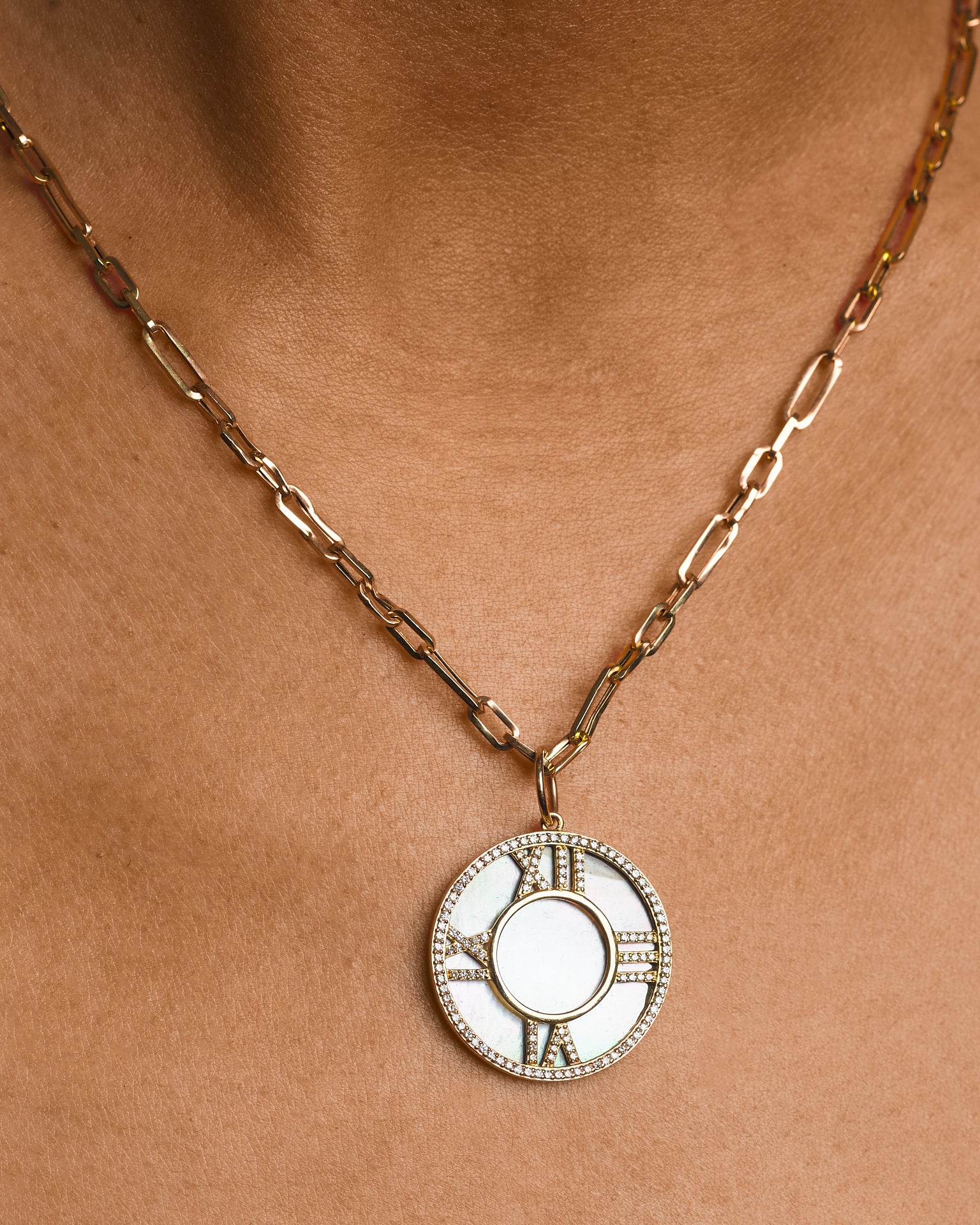 Lileth - Roman Pendant 14K Necklace
